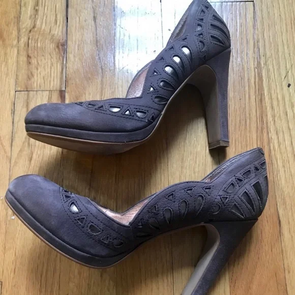 Anthropologie grey suede metallic pumps heels - Picture 6 of 8